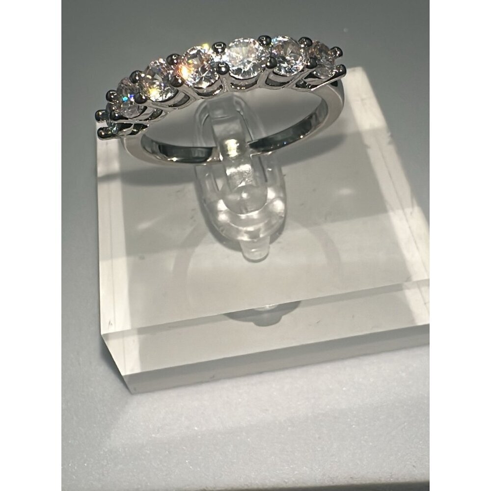 Cubic Zirconia Silver Tone Band Ring Size 7 - Picture 2 of 6